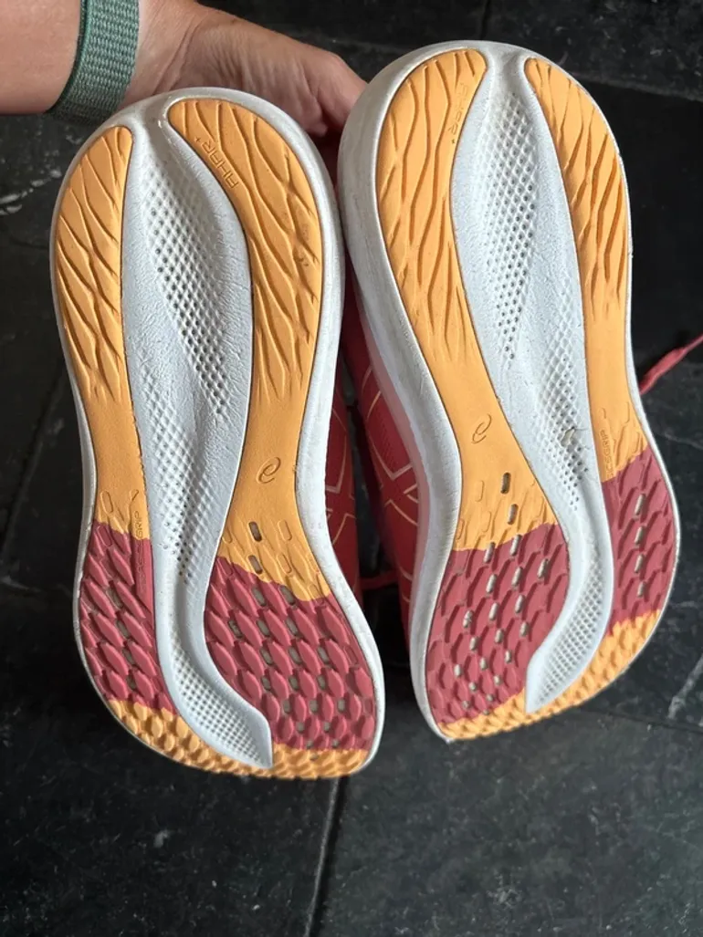 Použité Asics Glideride Max bike — obrázek 4 z 5