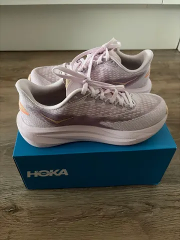 Used Hoka Mach 7 bike — image 1 of 4