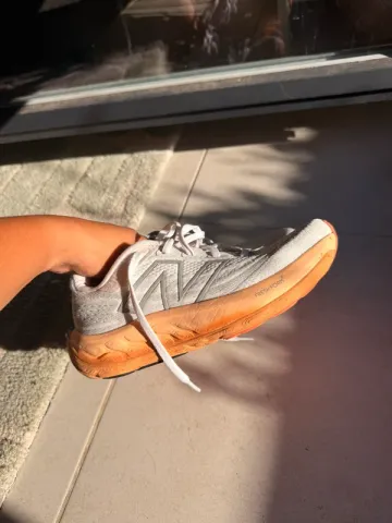 Used New Balance Fresh Foam Vongo V6 bike — image 2 of 2
