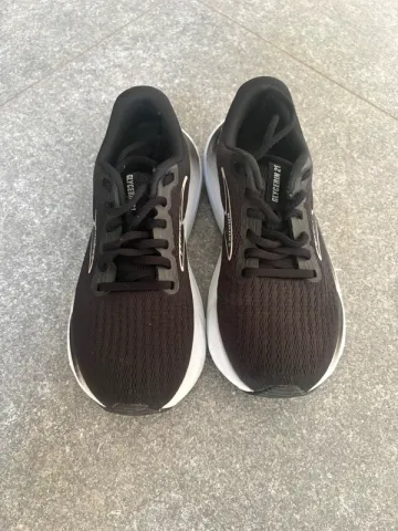 Used Brooks Glycerin 21 bike — image 4 of 4