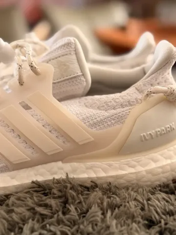 Used Adidas Ultraboost bike — image 8 of 8