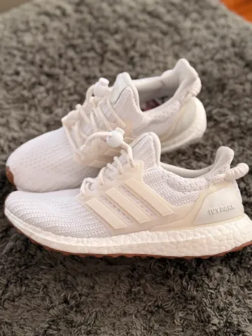 Used Adidas Ultraboost bike — image 1 of 8