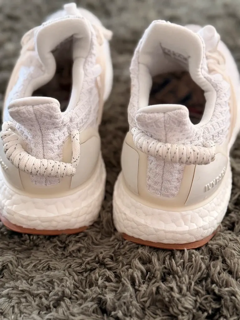 Used Adidas Ultraboost bike — image 5 of 8