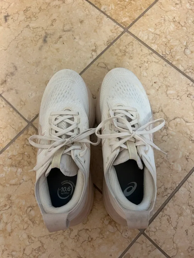 Used Asics Gel Nimbus 27 bike — image 2 of 6