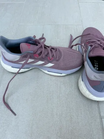 Used Adidas Ultraboost bike — image 4 of 9