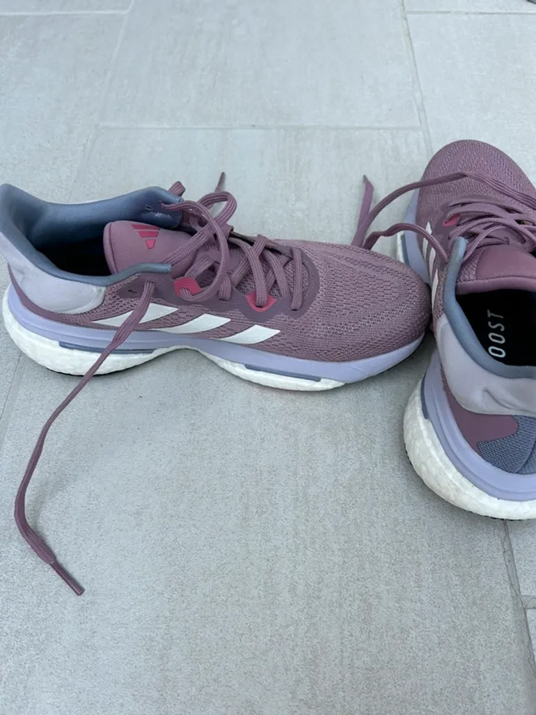 Used Adidas Ultraboost bike — image 4 of 9