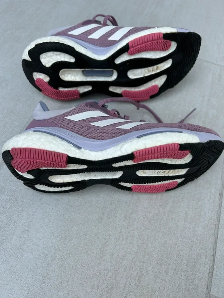 Used Adidas Ultraboost bike — image 7 of 9