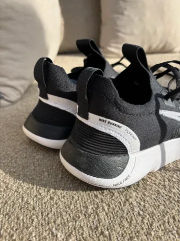 Used Ideal Free Run Flyknit bike — image 4 of 8
