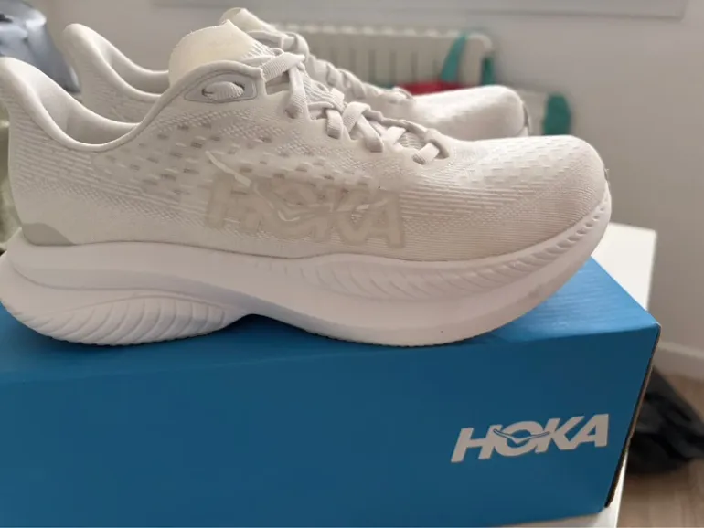 Used Hoka Laufschuhe bike — image 4 of 6