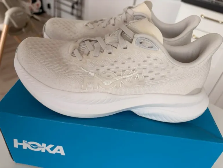 Used Hoka Laufschuhe bike — image 2 of 6