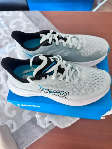Used Hoka Shoes bike — image 1 of 6