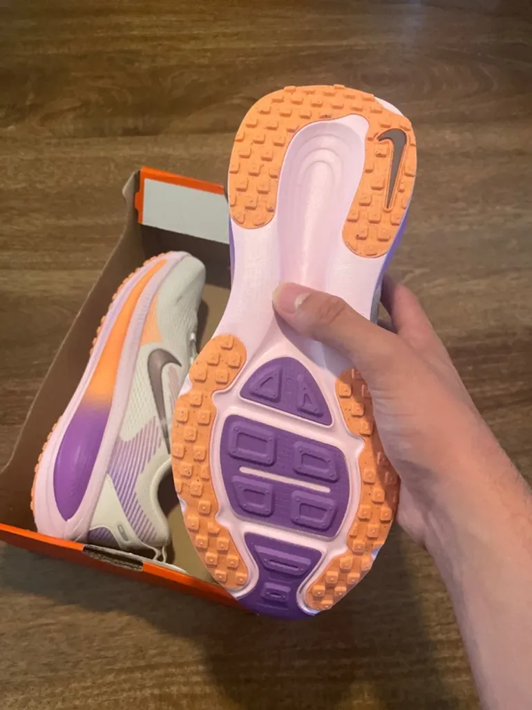 Used Nike Vomero 18 bike — image 3 of 6