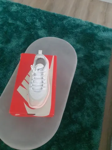 Used Nike Air Max bike — image 5 of 6
