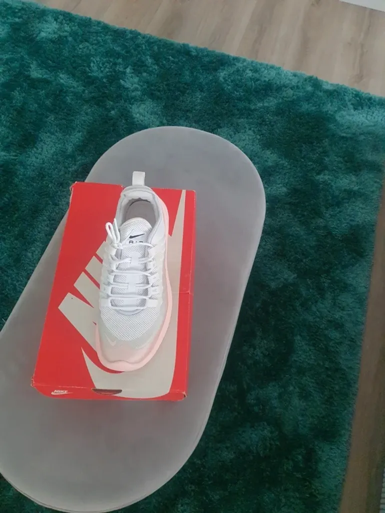 Used Nike Air Max bike — image 5 of 6