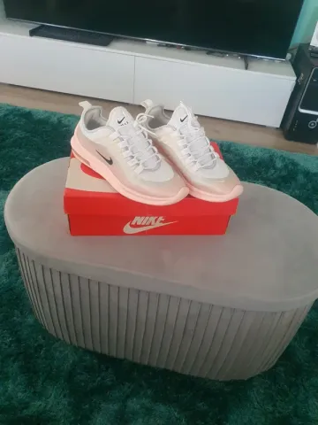 Used Nike Air Max bike — image 4 of 6