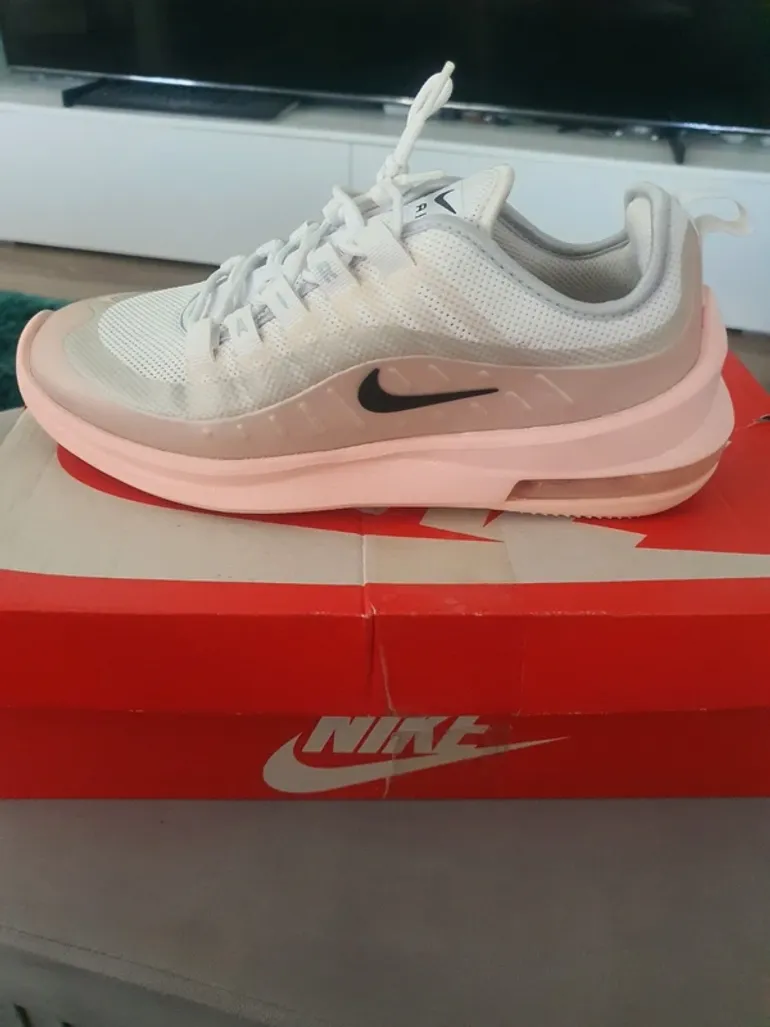 Used Nike Air Max bike — image 2 of 6