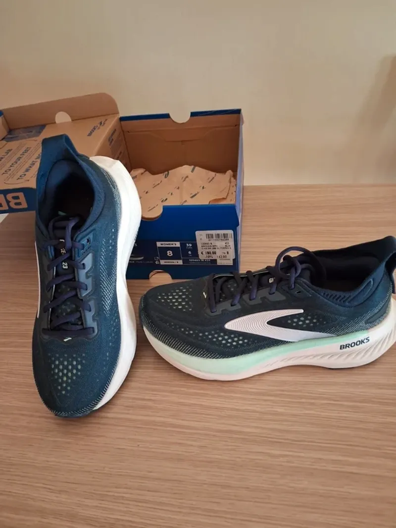 Used Brooks Glycerin 23 Running Shoes