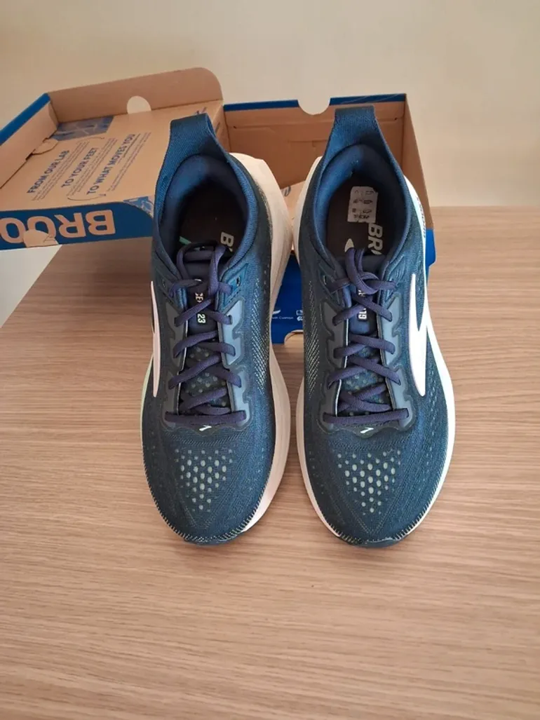 Used Brooks Glycerin 23 bike — image 3 of 4