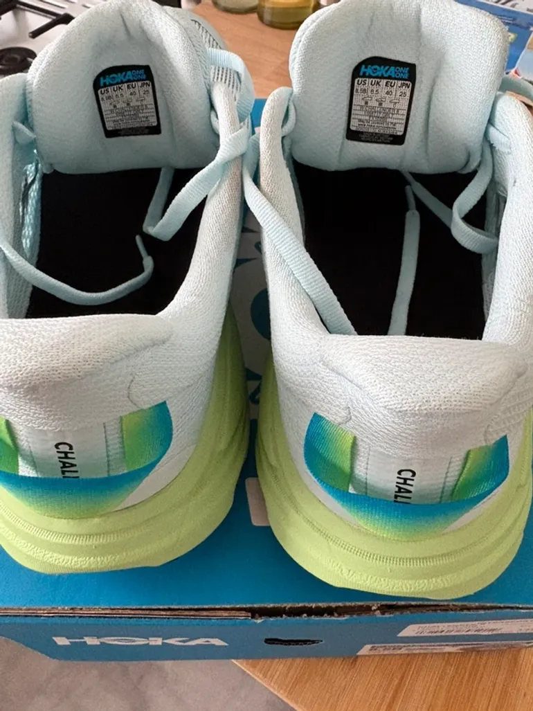 Used Hoka Challenger 8 bike — image 4 of 8