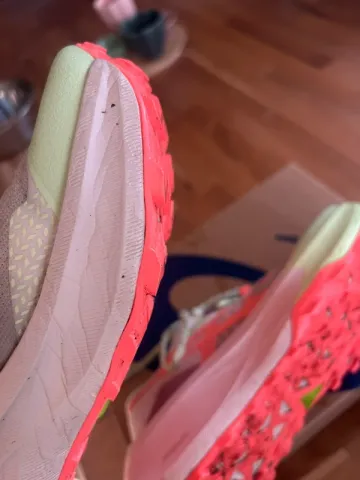 Used Asics ff blast + bike — image 3 of 3