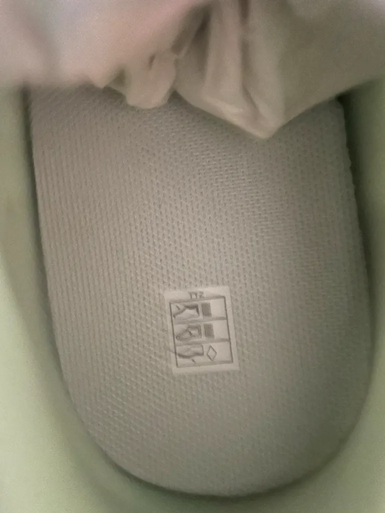 Used New Balance 411 bike — image 7 of 8