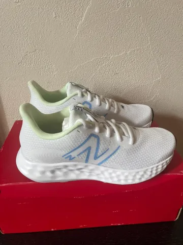 Used New Balance 411 bike — image 3 of 8