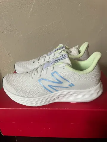 Used New Balance 411 bike — image 1 of 8