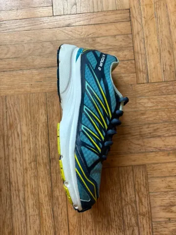 Salomon Hiking Shoes bike d'occasion — image 8 sur 12