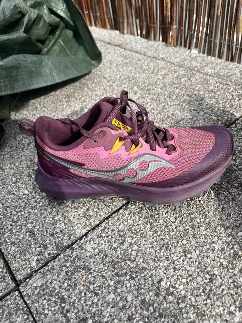 Used Saucony Peregrine 14 bike — image 2 of 4
