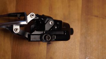 Brugt Sram Red AXS E1 Front Derailleur 2024 bike — billede 3 af 4