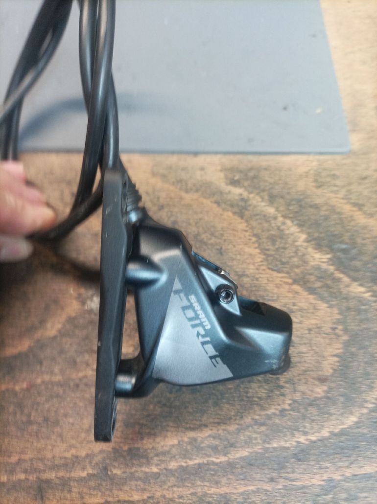 Sram Force Levers and Calipers 2022 bike usato — immagine 4 di 5