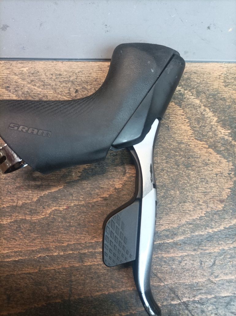 Sram Force Levers and Calipers 2022 bike usato — immagine 3 di 5