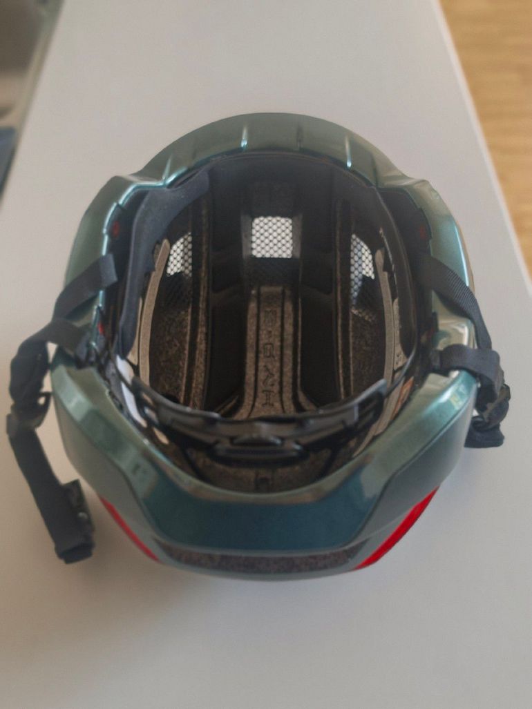 Used ABUS Hyp-E Helmet 2025 bike — image 11 of 16