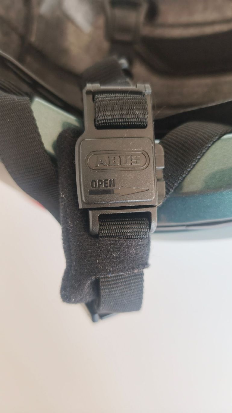 Used ABUS Hyp-E Helmet 2025 bike — image 13 of 16