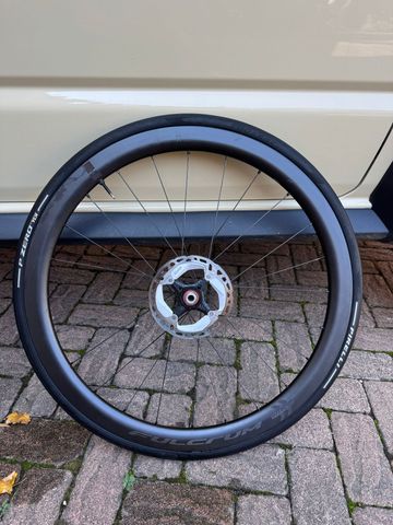 Fulcrum Wind 42 DB 2024 bike usato — immagine 1 di 9