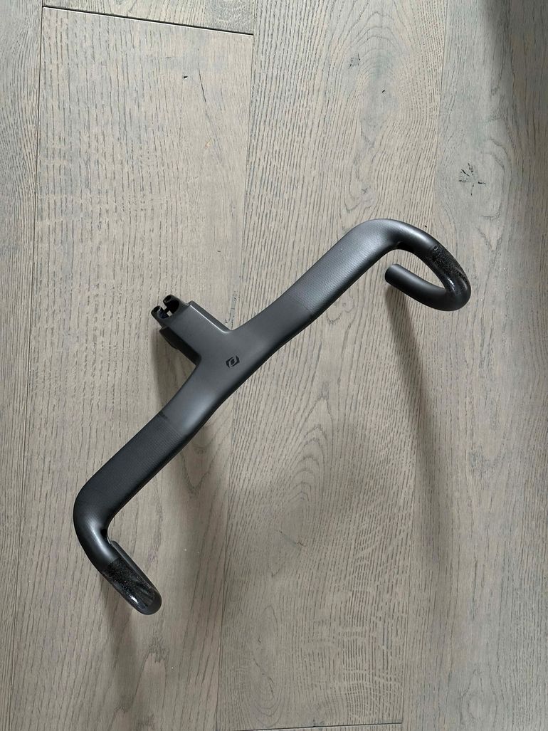 Brugt Syncros Creston iC SL Aero Handlebar 2024 bike — billede 3 af 5