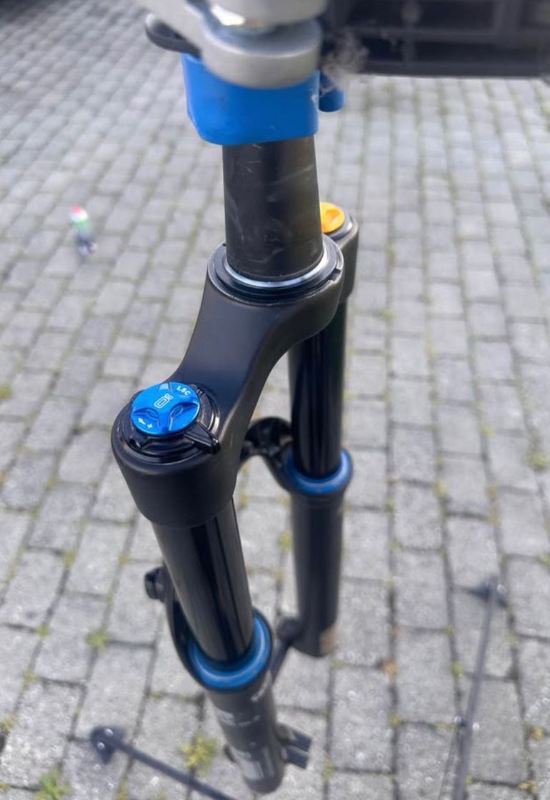 Gebrauchtes Öhlins RXF38 M2 Fork 2023 bike — Bild 2 von 7