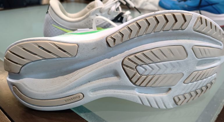 Gebrauchtes Saucony Ride 16 bike — Bild 9 von 10