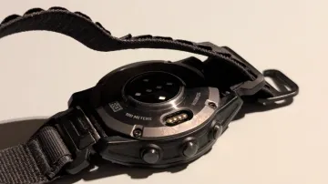 Used Garmin Epix Pro (Gen2) Sapphire Titanium bike — image 5 of 7