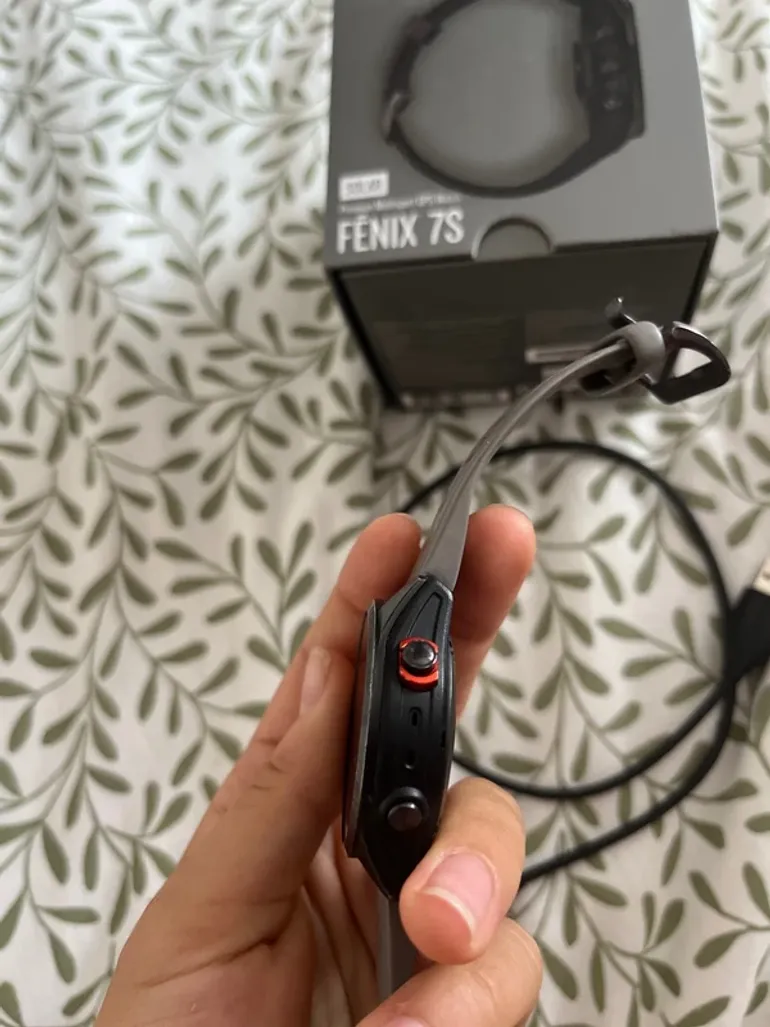 Used Garmin Fenix 7S Solar bike — image 4 of 5