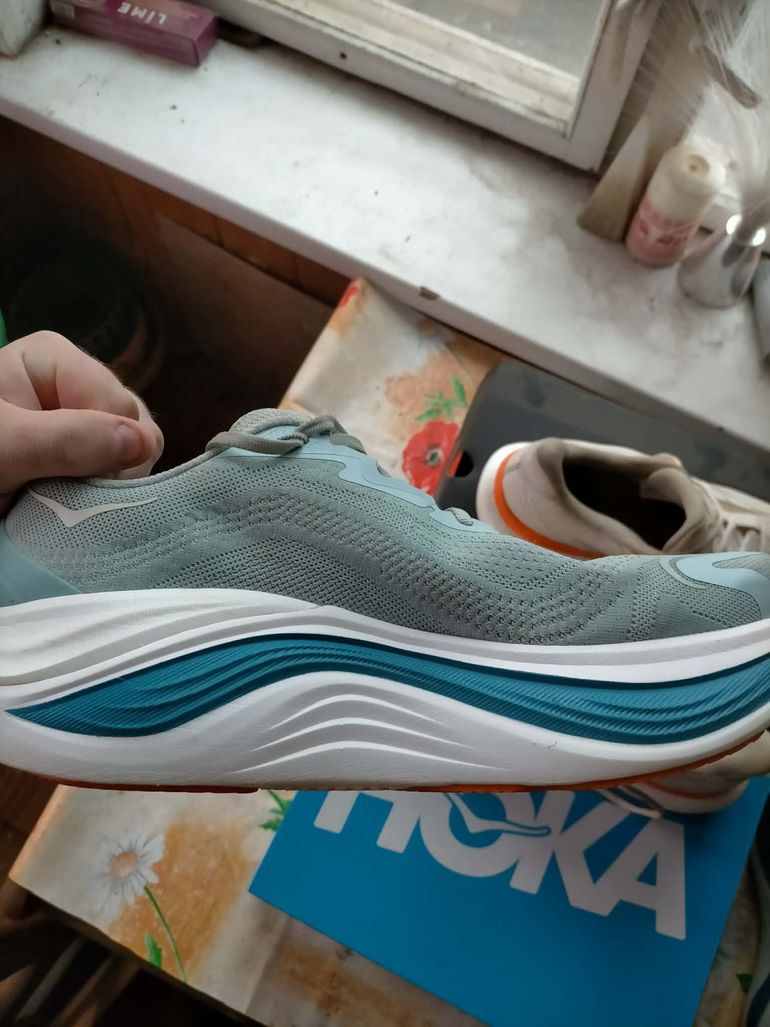 Used Hoka Skyward X bike — image 4 of 11