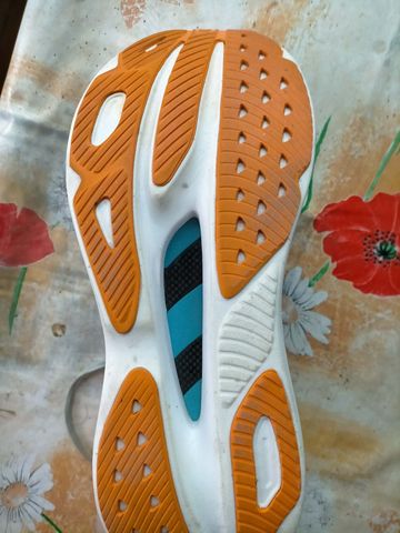 Used Hoka Skyward X bike — image 1 of 11