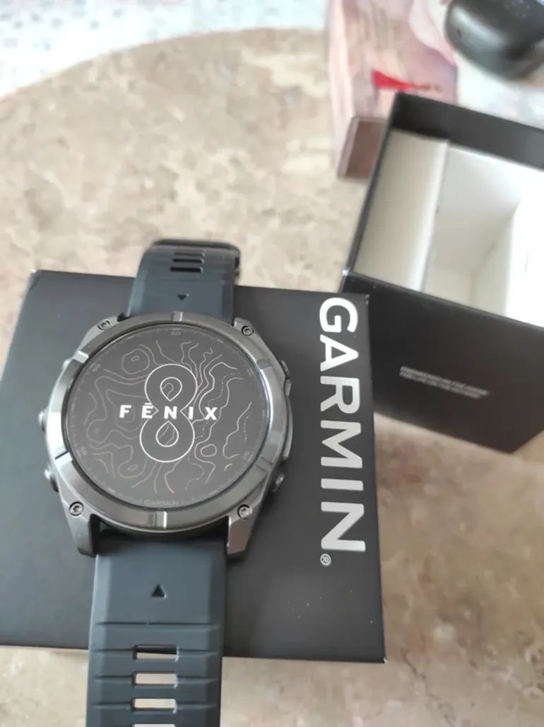 Garmin Fenix 8 51mm Amoled Sapphire bike d'occasion — image 8 sur 8
