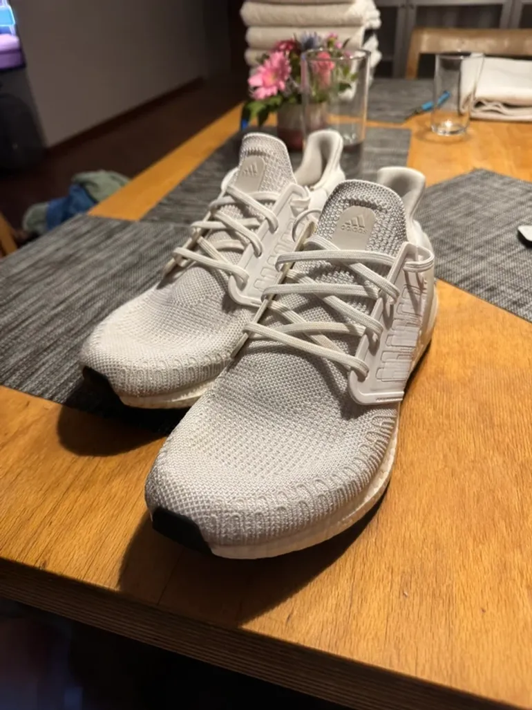 Used Adidas Ultraboost bike — image 4 of 7