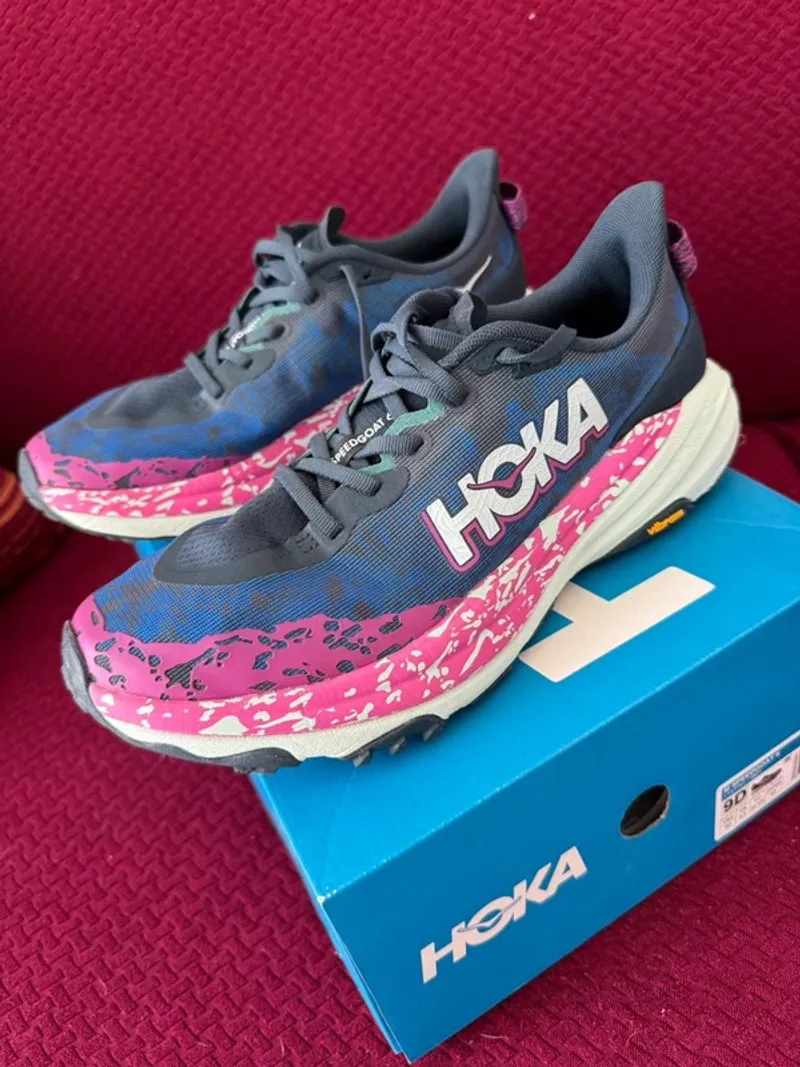 Used Hoka Speedgoat 6 Running Shoes