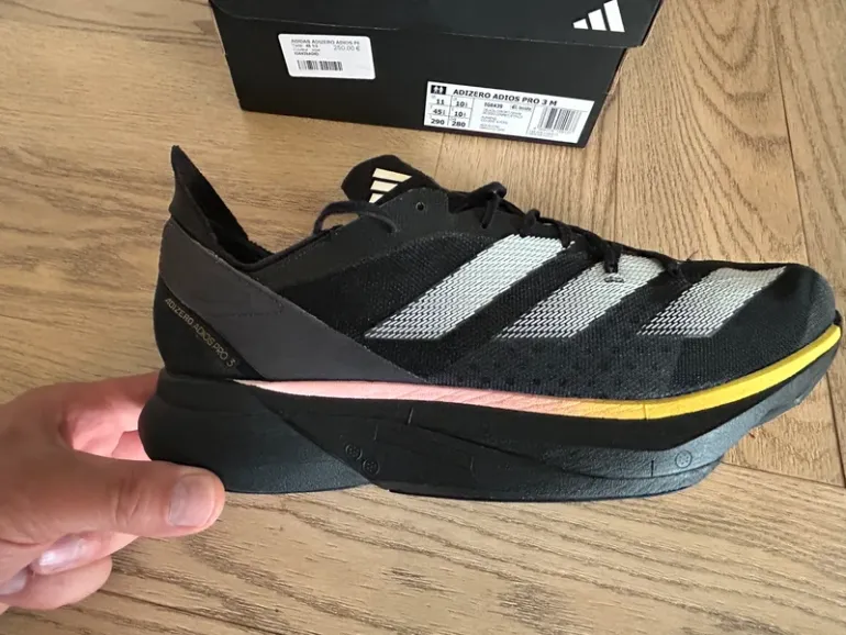 Gebrauchtes Pro Adizero Adios 3 bike — Bild 2 von 4