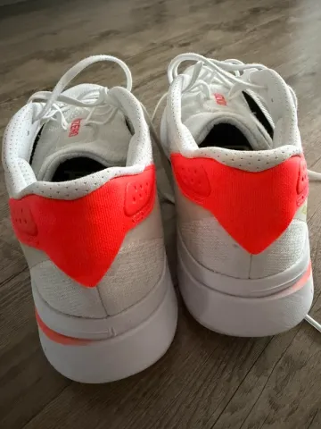 Adidas Adizero Lightstrike Pro bike d'occasion — image 4 sur 7