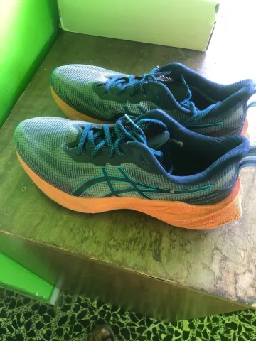Gebrauchtes Scarpa Asics Running Shoes bike — Bild 1 von 3