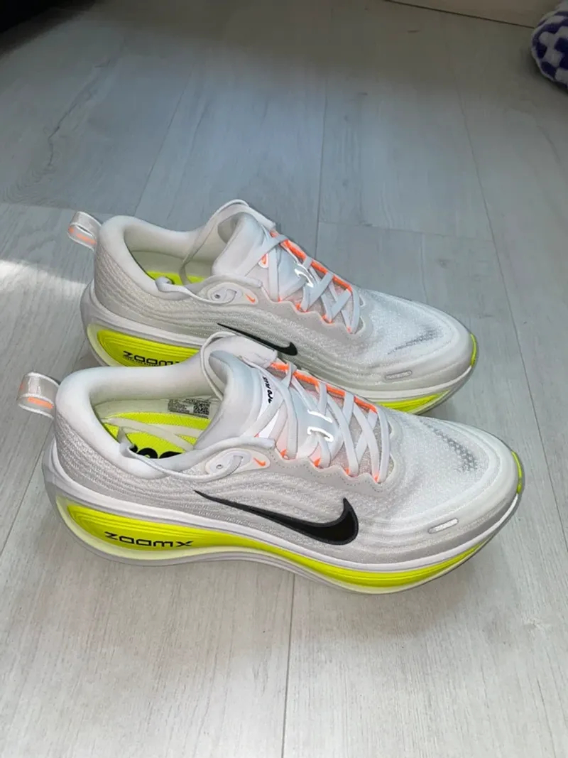 Gebrauchtes Nike Vomero Plus Running Shoes