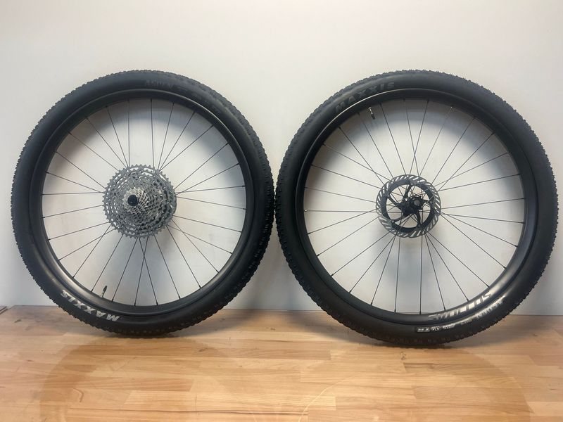 Tweedehands Syncros Silverton CF 2 Carbon Wheelset 2026 Wheels